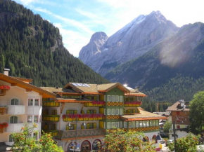 Гостиница Albergo Alpino Al Cavalletto  Канацеи